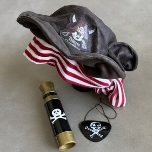 Disney Mickey Pirates of the Caribbean Costume Set with Hat and Accessories